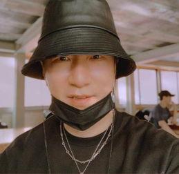 娱乐吃瓜包头巾,娱乐界的时尚潮流